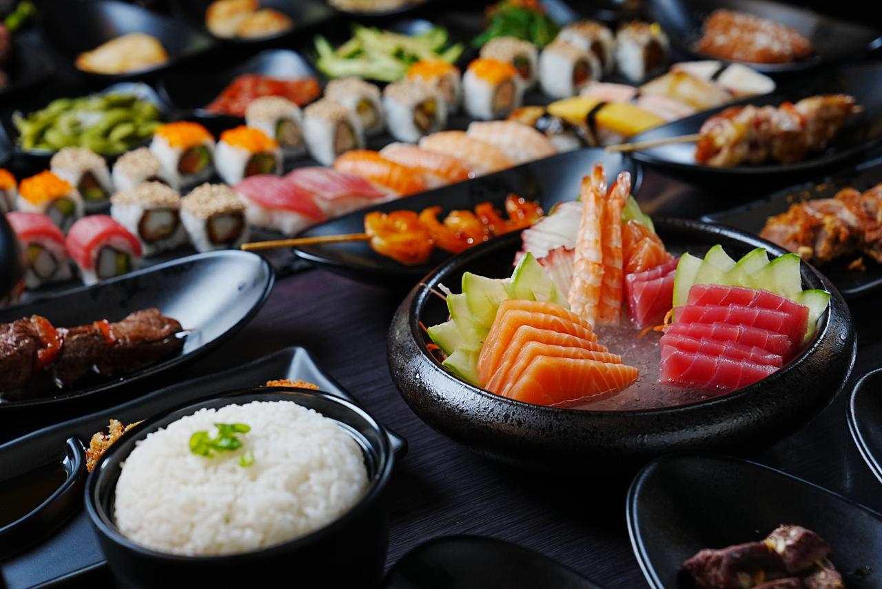 Sushi presentation